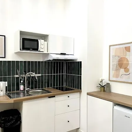 Apartment 736 Agreable Mezzanine Proche De Paris 20 *